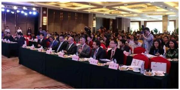 首届中国科技创新论坛成功举办,凤岗天安数码城|T5与你论剑人工智能